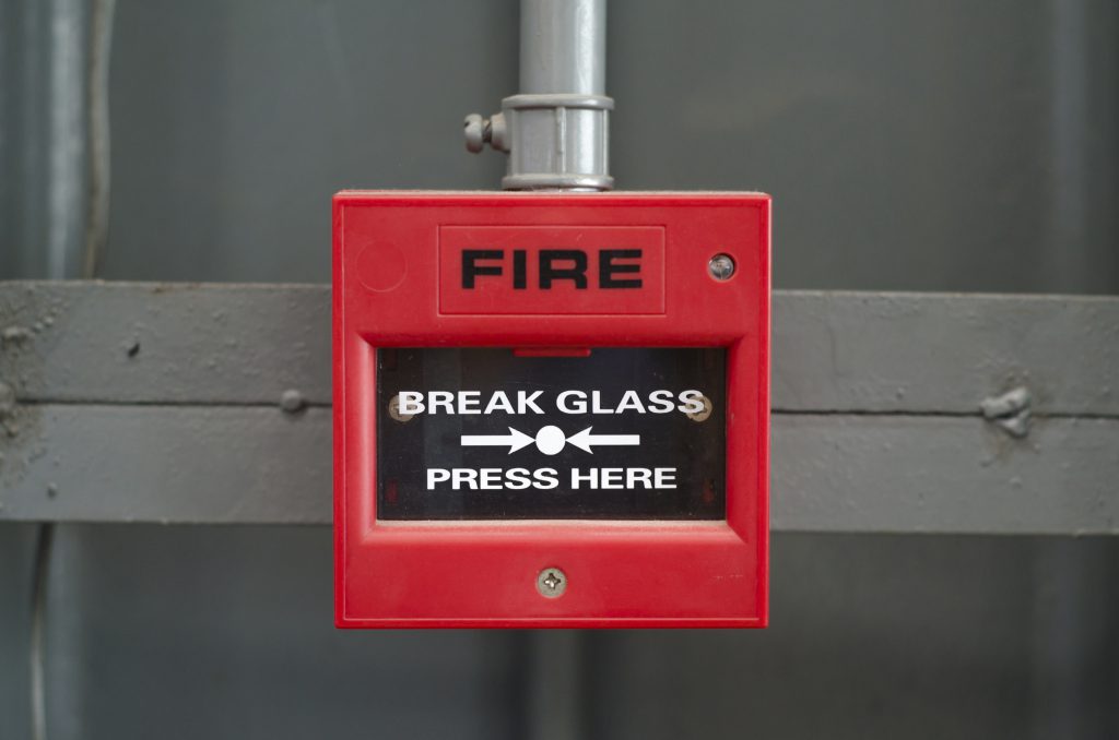 break glass fire alarm